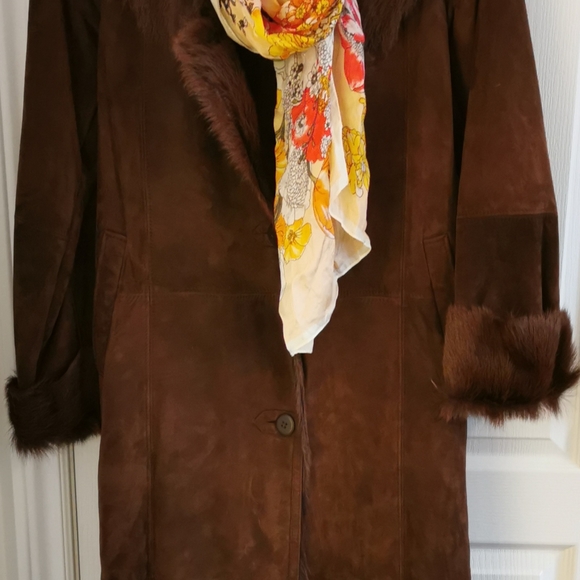 Goat hair coat - Picture 2 of 3